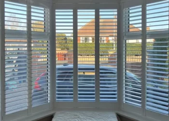 5 Reasons to Choose Window Shutters Instead of Curtains or Blinds