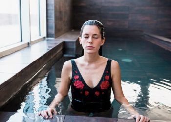 How Does Hydrotherapy Impact the Mind and Body? 