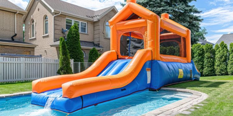 How to Choose the Best Water Slide Inflatable?