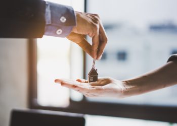 Choosing the Right Partner for Your Estate Sale Journey