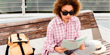 From Travel Notes to a Blog Readers Want to Follow